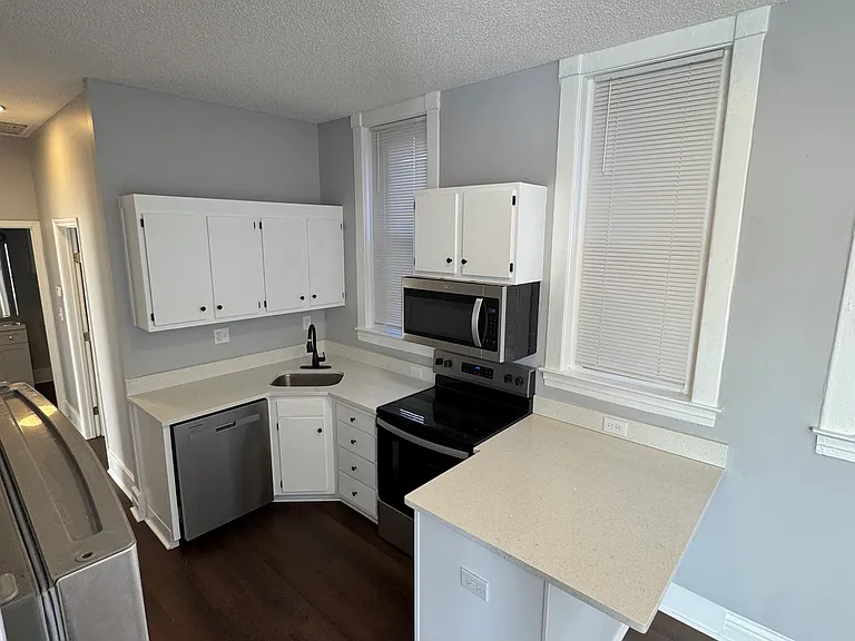 107 W Hill St #1 — Photo 9