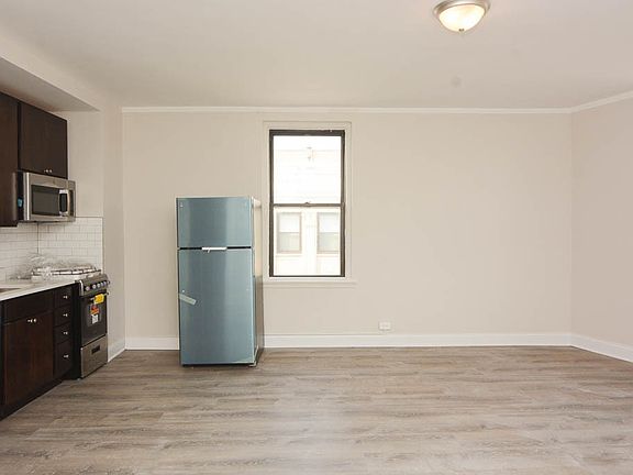 5th image of 3335 W Diversey Ave APT 103