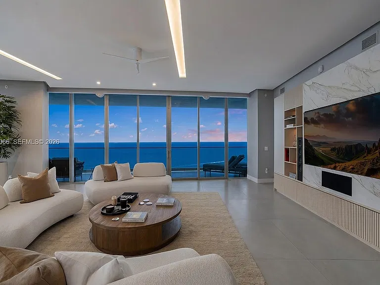18975 Collins Ave #3000 — Photo 34