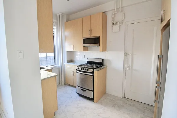 Rented by Newcastle Realty Services | media 11