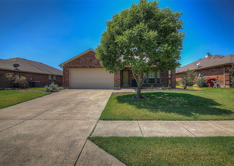 1st image of 921 Orchid Blvd