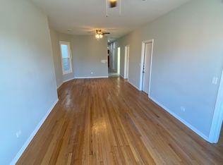 3045 E 79th St #2, Chicago, IL 60649