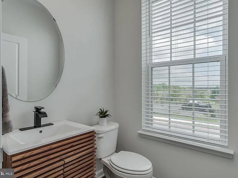 1231 Apollo Dr — Photo 3