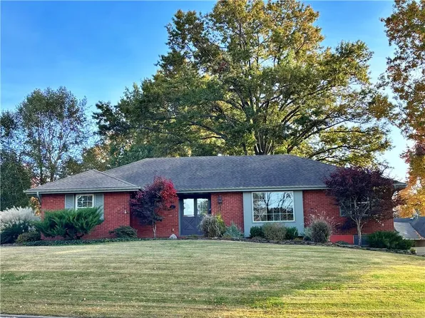 611 W Quincy St, Pittsburg, KS 66762