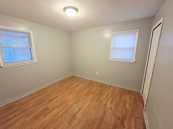 5th image of 25024 Annapolis St