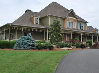 1501 Canterbury Downs Rd, Sevierville, TN 37862