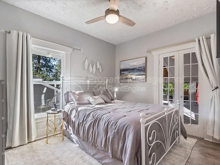 1810 W 11th Ave — Photo 13