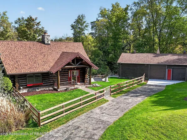 13700 Lawson Rd, Grand Ledge, MI 48837