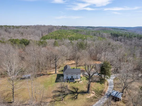 1148 Huddle Hills Path, Huddleston, VA 24104