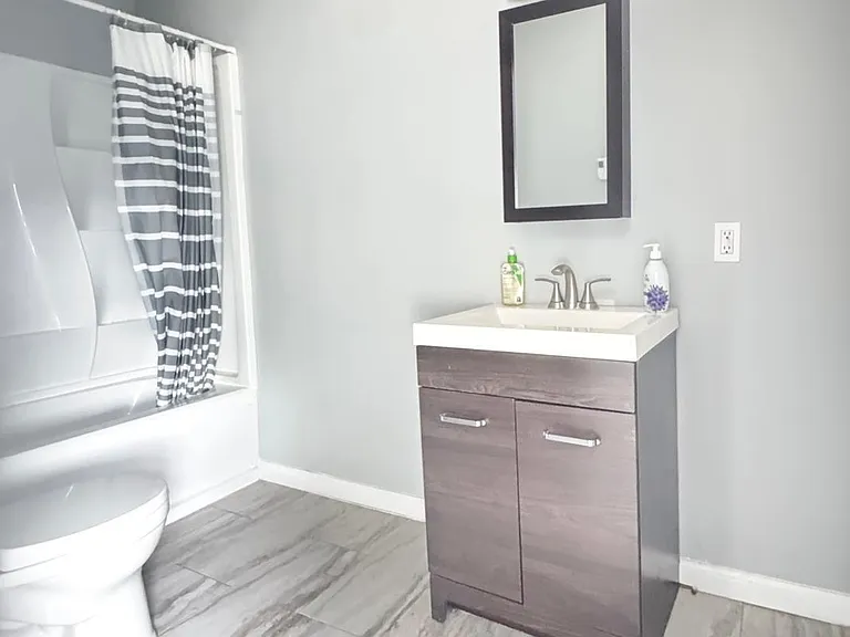 33 Pond St — Photo 6