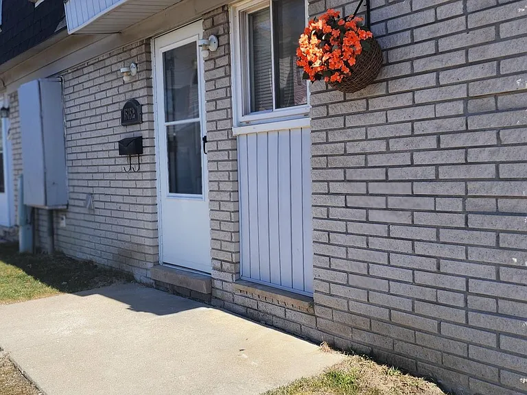 15572 Dupage Blvd #155752 — Photo 1