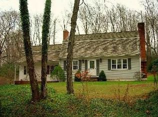 28 Hemlock Dr, Deep River, CT 06417