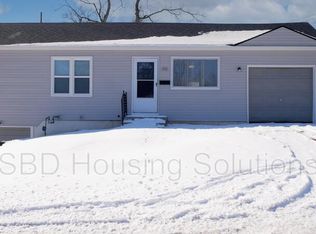 116 N Peck Dr, Independence, MO 64056