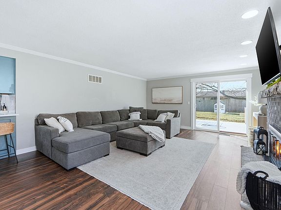 4th image of 4002 Winterfield Run