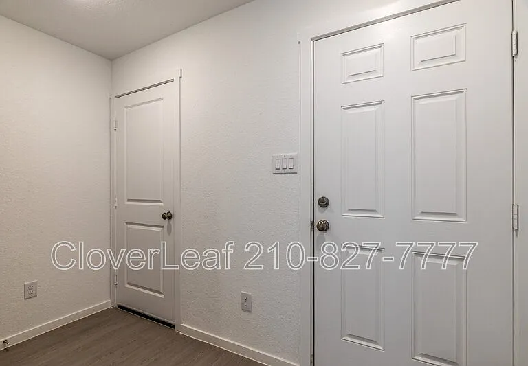 7922 Biggio Ln — Photo 5