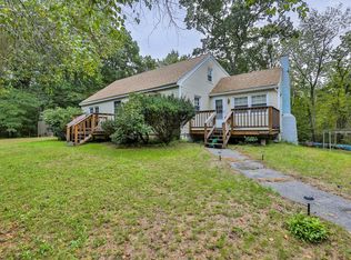 13 Chagnon Ln, Pelham, NH 03076
