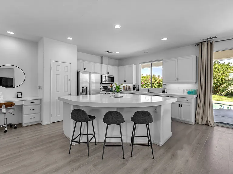 47383 Bahama Ct — Photo 19
