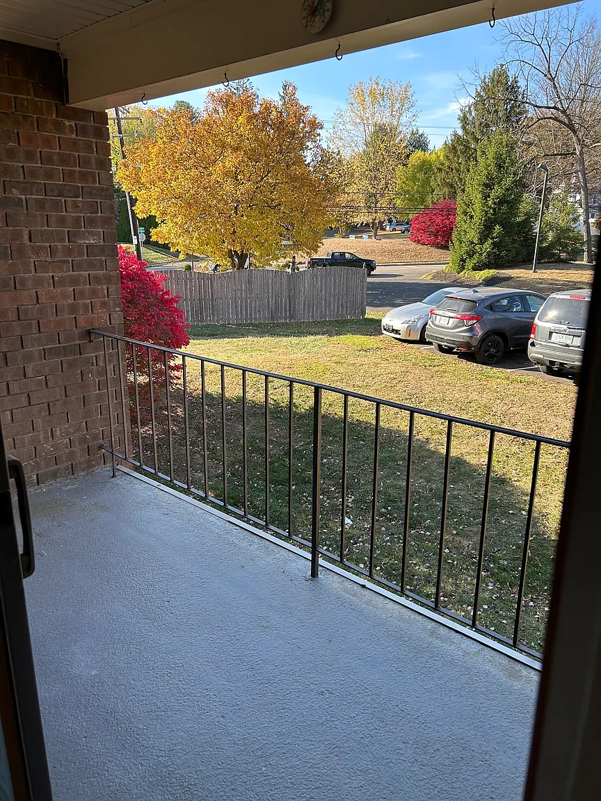 24 Kings Ct #24 photo 1