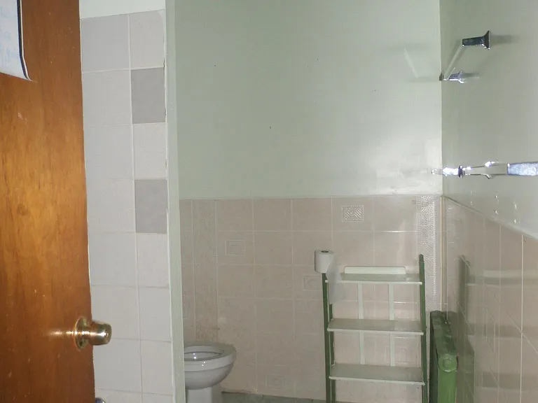 131 E Coulter St — Photo 8