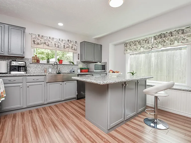 2722 Amaranth Dr — Photo 18