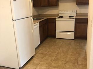 33 Ridgecrest Cir, Lake Ozark, MO 65049