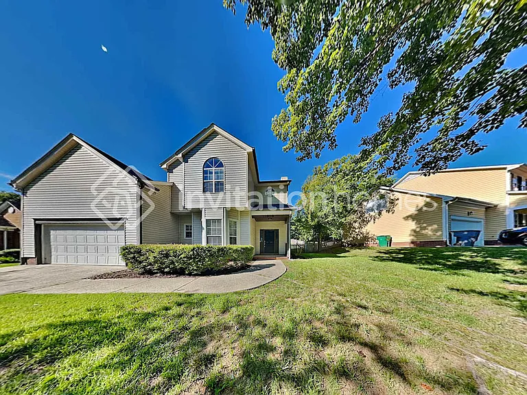 11908 Harris Pointe Dr — Photo 1