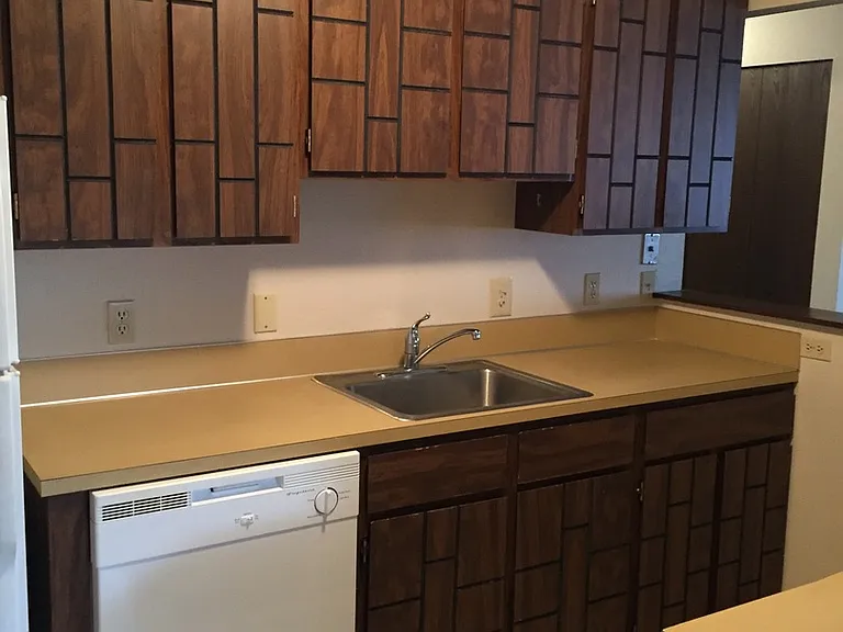 1205 Ivy Ave — Photo 4