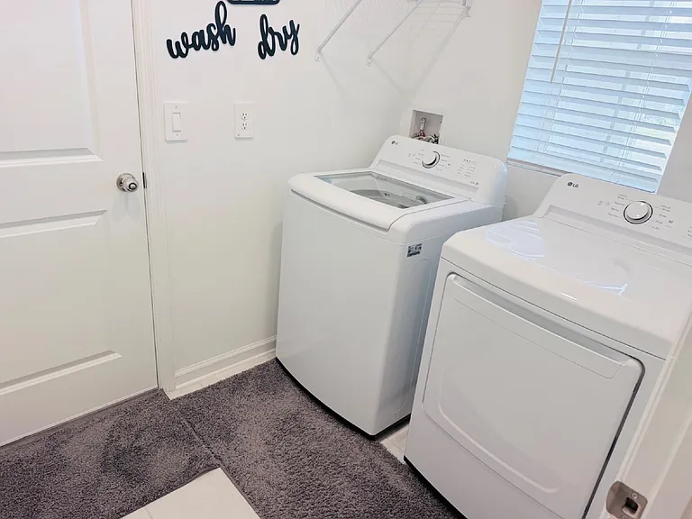 2715 Gentle Rain Dr — Photo 14