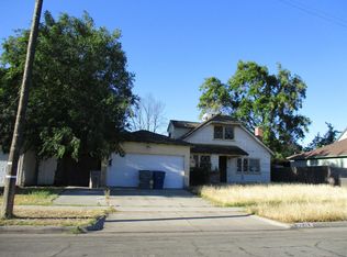 2414 E Fairmont Ave, Fresno, CA 93726
