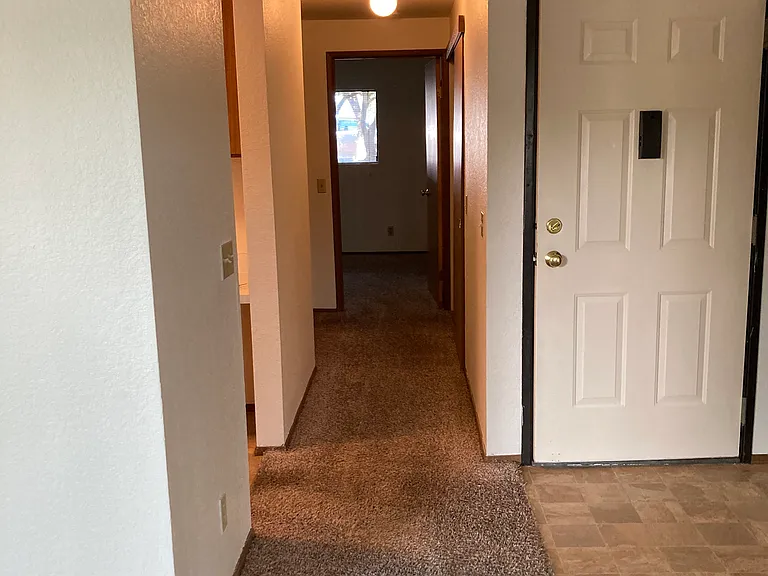 Madronas Apartments — Photo 16