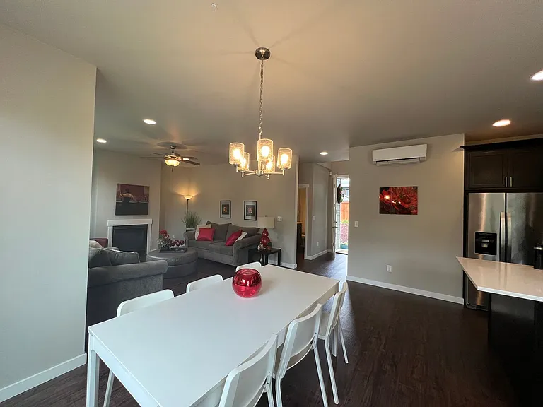 514 Fielding Ct — Photo 9