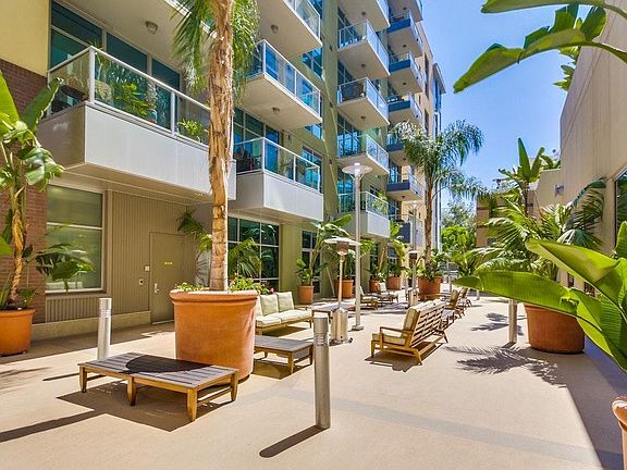 GROUND FLOOR OUTDOOR PATIO