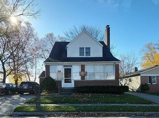 20440 Lakeworth St, Roseville, MI 48066