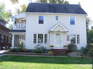 3140 Essex Rd, Cleveland Heights, OH