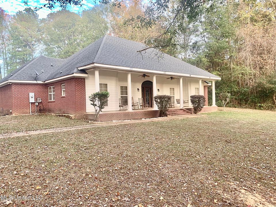 1st image of 304 Whitetail Ct