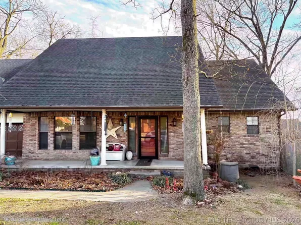 328 Hickory Dr, Tahlequah, OK 74464