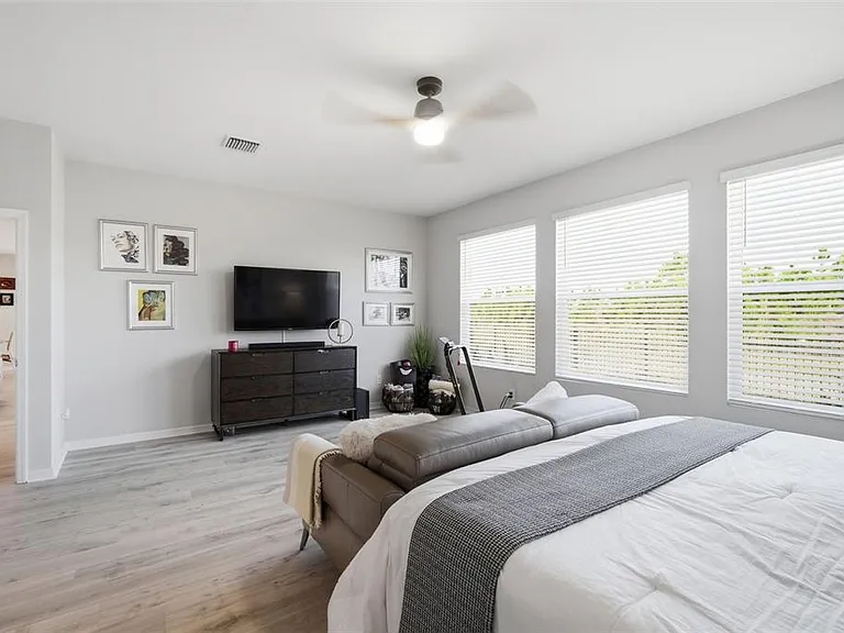 31477 Westbury Estates Ave — Photo 36