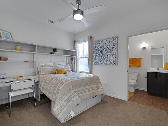 Model Bedroom