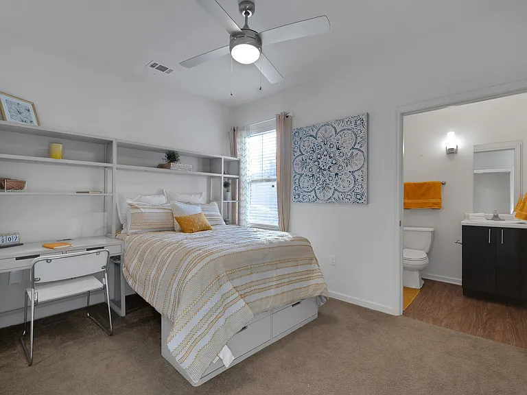 Model Bedroom