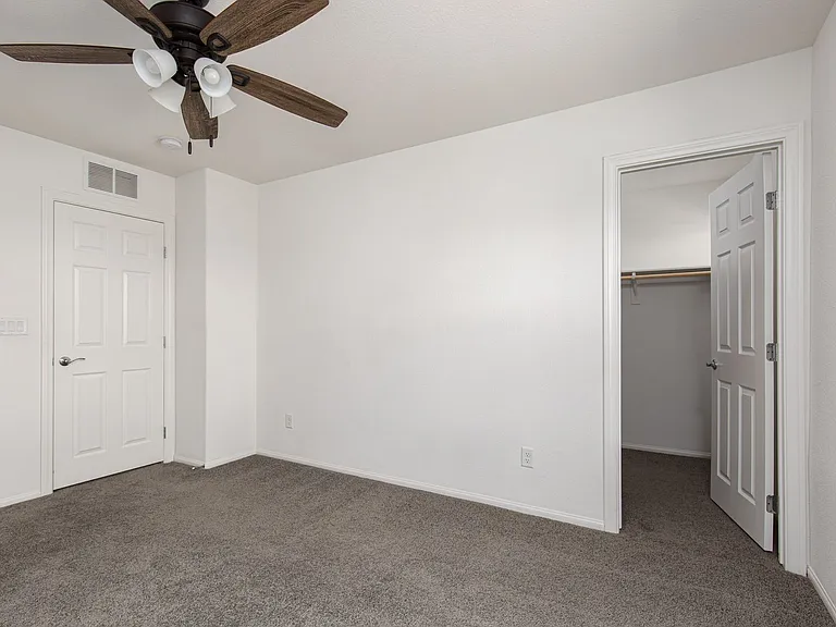 8045 Skye Foxx St — Photo 22