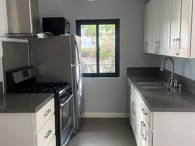 3015 Arizona Ave #203 — Photo 3