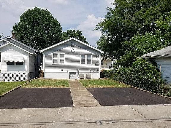 3rd image of 4838 Allemania St #N