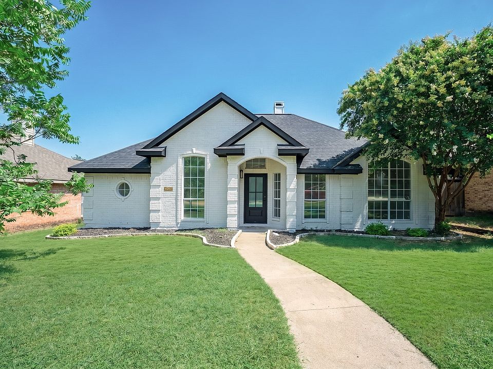 1st image of 8260 Edge Water Dr