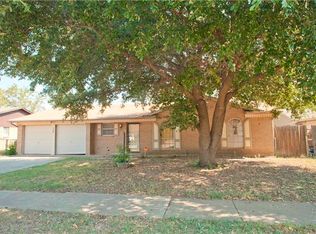 708 Cheltenham Dr, Everman, TX 76140