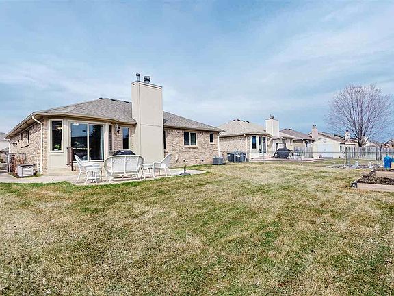 5th image of 25510 Noble Dr