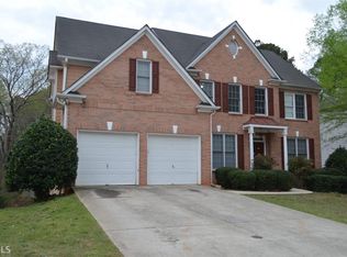 686 Oakview Trl, Stone Mountain, GA 30087