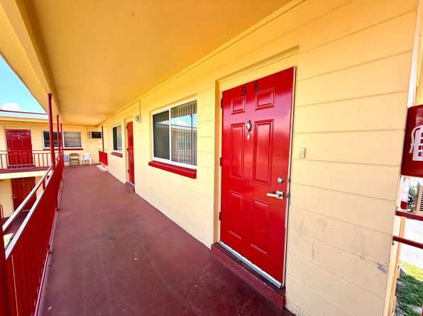 1050 62nd Ave S APT E-4