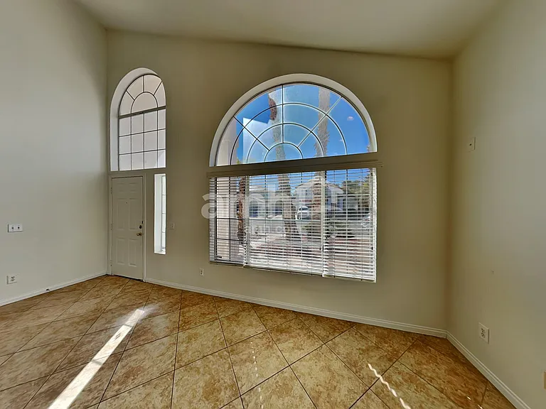 2678 African Violet Ave — Photo 9
