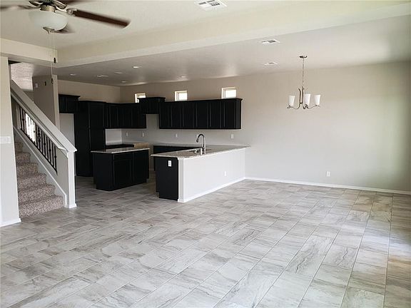 3rd image of 324 Bellwoode Ave
