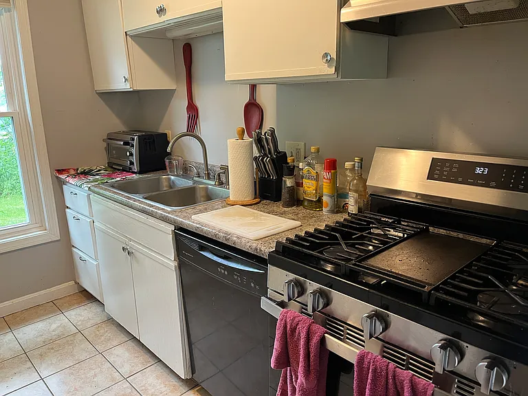 10 Merrill Pl #164 — Photo 4